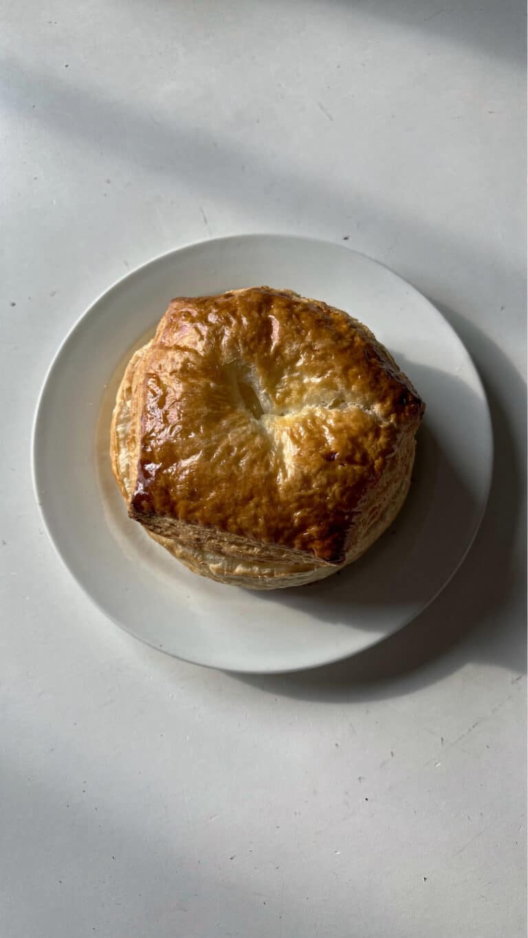 Baked Brie in Puff Pastry